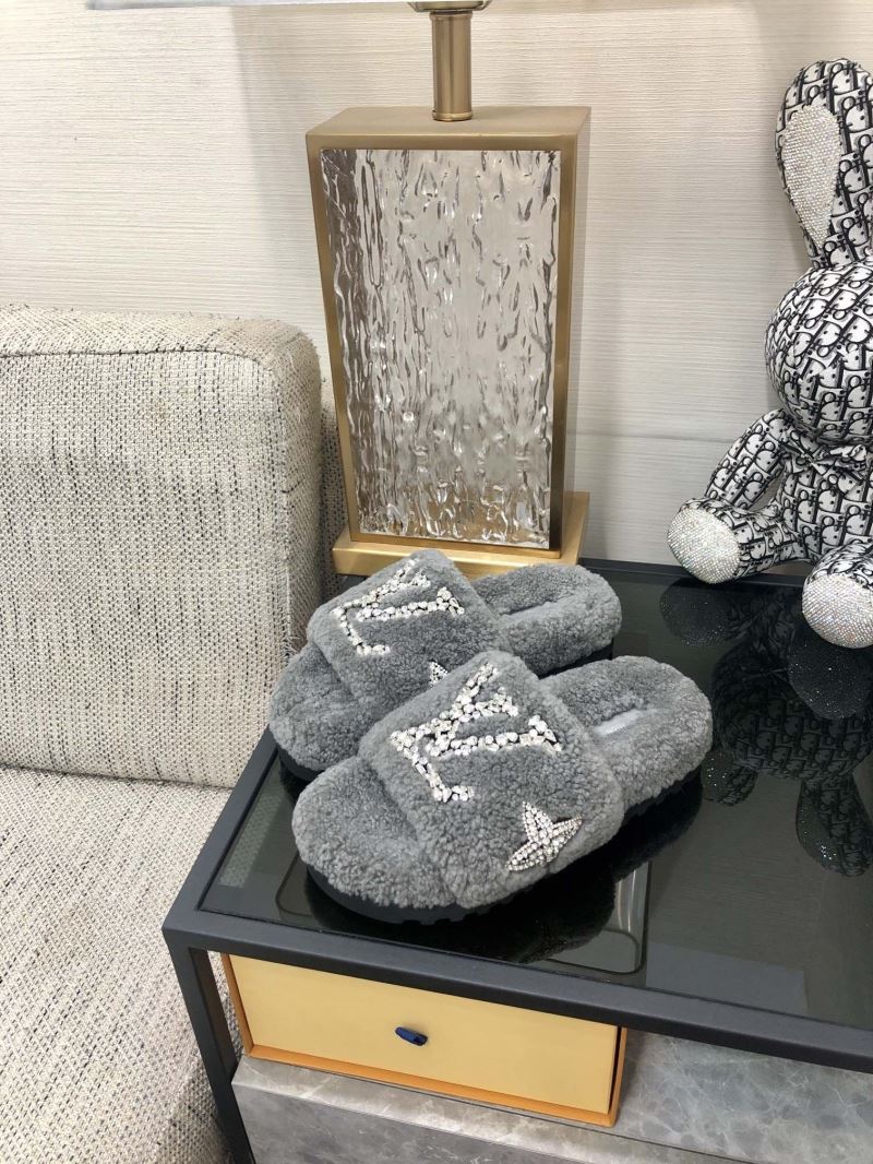 Louis Vuitton Slippers